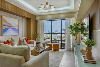 Image de Luxury, pool, gym in the city center