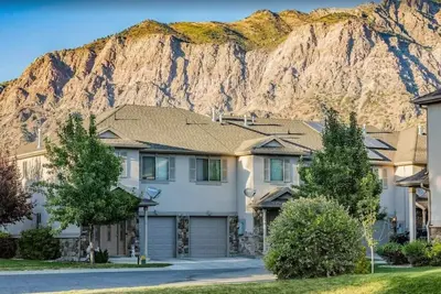 Image de 30% Off Promo! East Ogden Dream, Newly Built, Bbq, Patio, Views, Dedicated Spa!