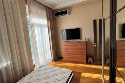 Image de Modern 2br Cozy Haven on Nizami St with a Balcony