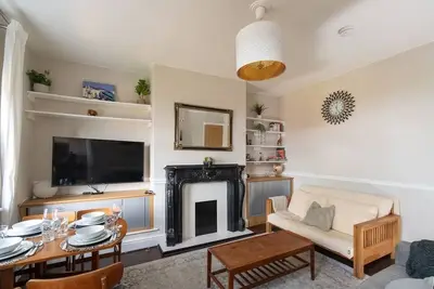 Image de Guest Homes | Argie House