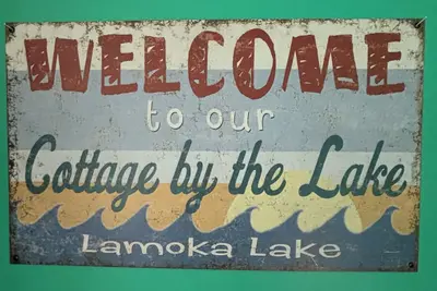 Image de Lazy Days on Lamoka Lake is a charming 4 season lake house
