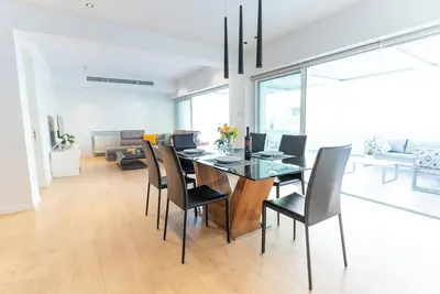 Image de WealthyStays: Deluxe Downtown