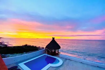 Image de Spacious 4-bedroom house in delightful Progreso with WiFi Ac …the best views in