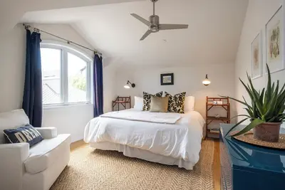 Image de Chic Casita | 30+ Stays, Walk to Beach