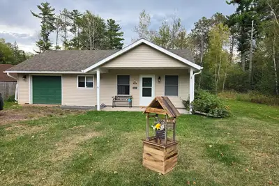 Image de Charming 2-bedroom Rustic House with WiFi, Ac and a View in Welcoming Ashland