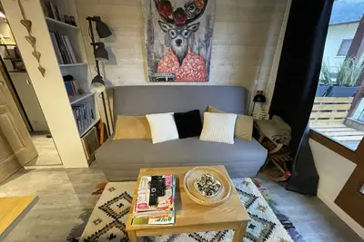 Image de Studio 'Le Solaret' avec vue sur la montagne et balcon