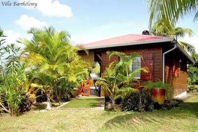 Image de Charmant chalet créole avec sa piscine privée ****