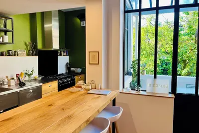 Image de Charmante maison de ville centre avec stationnement offert