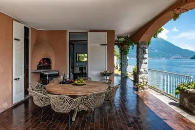 Image de Villa First Line and Witn Breathtaking Views, Private-doc Included, Brienno