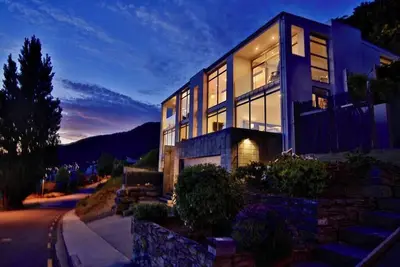 Image de Spectacular Panoramic Lake Views