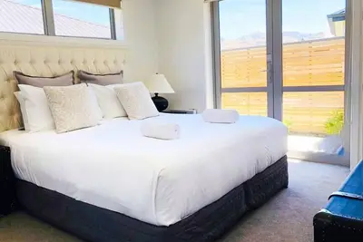 Image de Perfect, Bright and Sunny Home