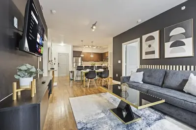 Image de Great for Kids & Work/Travel 2b2b with Bunk Beds