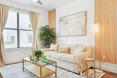 Image de Zen 2b2b Next to Legacy West, Toyota Hq, The Star