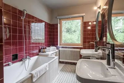 Image de Quadruple room with bath, Wc 6n - B&B Berglift