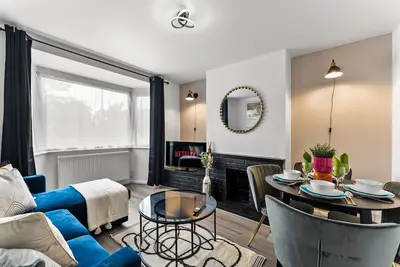 Image de Spacious 4-Bedroom Family Retreat