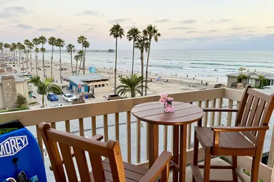 Image de Suite Beach Bungalow D302 ~ Resort Surroundings Steps from the Ocean