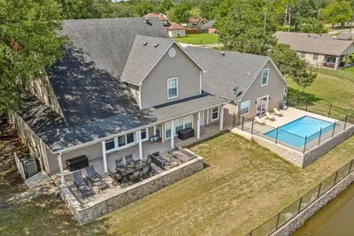 Image de The Spot at Lake Granbury