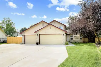 Image de Spacious 5-bedroom house in Boise sleeps 12, treadmill, Fantastic location.