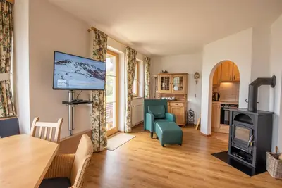 Image de Cozy apartment with mountain views and proximity to the lift in the Zillertal Ar