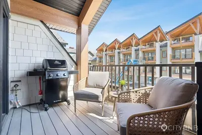 Image de Canmore | Sleeps 8 | Ac | Mountain Views