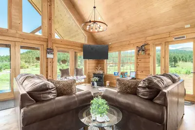 Image de Brand new log home on Gold Medal Waters, Deckers, Colorado