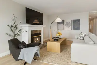 Image de Water View, Chefs Kitchen, Fire pit & Fenced Yard