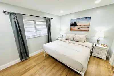 Image de Spacious & Central 1br Apt W/ Shared Pool & Garden