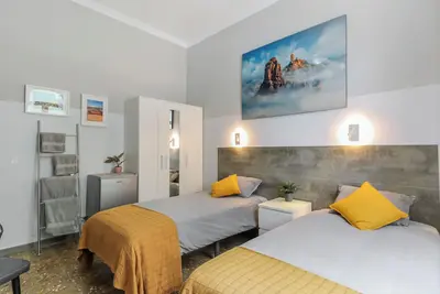 Image de #2 Private Urban Room San Roque