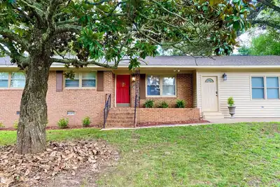 Image de McCullough Park Charming 3-bedroom in fantastic Stockbridge