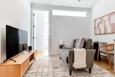 Image de Outstanding Lenox Hill 2br w/ Full Kitchen, A/C & W/D