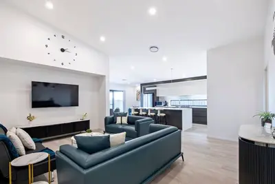 Image de Luxury on Oxford - Contemporary Style, Sleeps 8