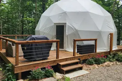 Image de Dôme le Scandinave avec grosse salle d'arcade-spa privé-sauna