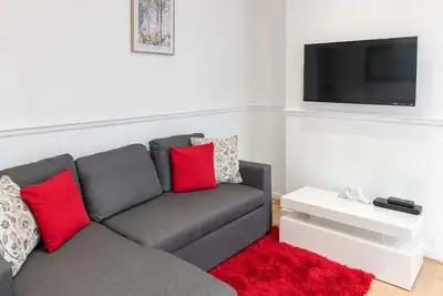 Host & Stay | Bardsay Road