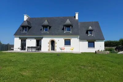 Image de Grande maison 200m2 bord de mer 12 pers. avec jacuzzi 300 mètres de la plage