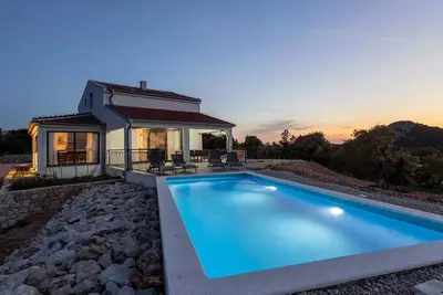 Image de Charming Villa Horizont with swimming pool