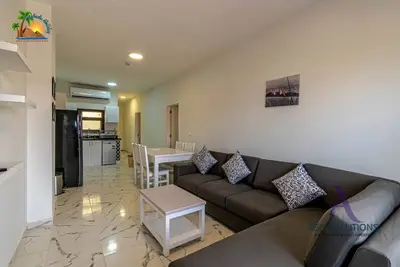 Image de 2-Bedroom Sea View & Balcony in Turtles Beach Hurghada with private beach