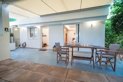 Image de The Olive Tree Studio  by Mps
