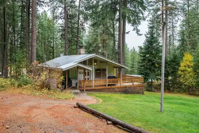 Escape and Reconnect at this Woodsy Haven