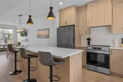 Image de King Bed | Ping Pong | 3br | Garage| Ac | Backyard