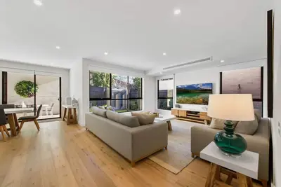 Image de 30 Arthur Street · Sunburst House Dromana