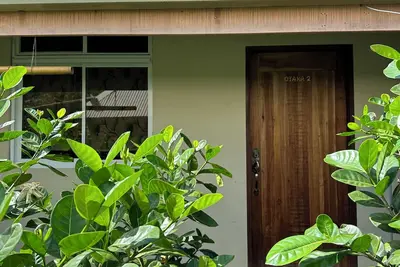 Otaha 2, Vaiotaha Lodge