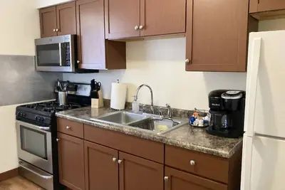 Image de Spacious Updated 1 Bedroom Apartment