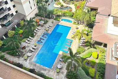 Image de Ko Olina Beach Tower - 2 Bedrooms, Sleeps 6, with Ac and Free Parking.