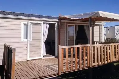 Image de Mobil-home | Classic | 2 Ch. | 4 pers. | Terrasse surélevée | A/C