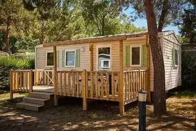 Image de Mobil-home | Classic | 3 Ch. | 6 pers. | Terrasse surélevée