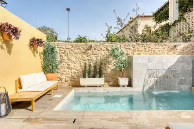 Image de Maison de campagne \"Casa Amparo\" avec vue sur les montagnes, piscine privée et Wi-Fi