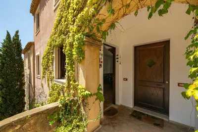 Image de Appartement 'Rokkaria Holiday' avec vue sur mer, Wi-Fi et climatisation