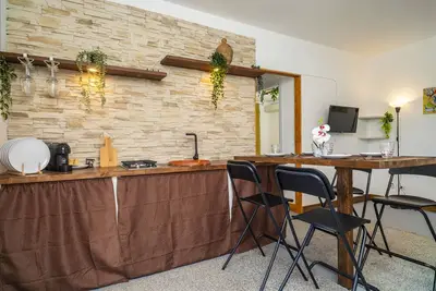 Appartement \"Schilirò House\" avec vue sur les montagnes, Wi-Fi et climatisation