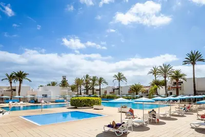 47 Amazing Primavera avec Wifi, Terrasse, Piscine