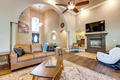 Image de Clovis Retreat w/ Patio & Yard ~ 3 Mi to Old Town!